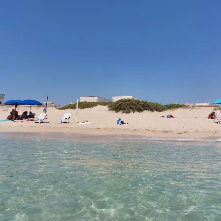 Roberta Spiaggiabianca Deluxe - A 20 Metri Dal Mare * San Pietro in Bevagna